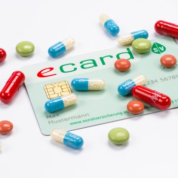 e-card mit Medikamenten