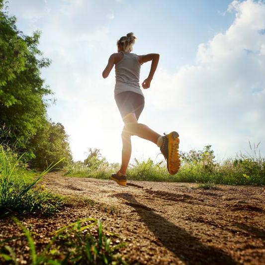 Frau beim Joggen